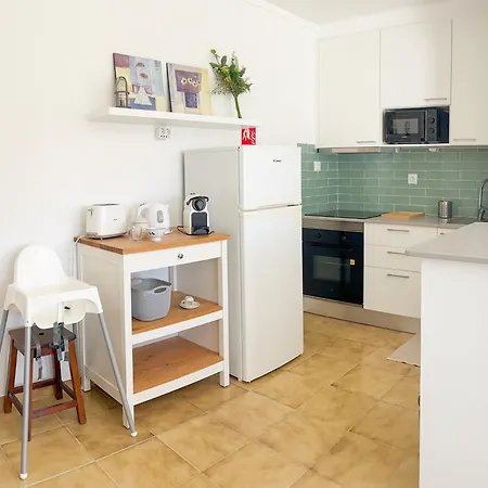 Paradise In Lagoa - House Near The With Garden & Bbq Сasa de vacaciones *