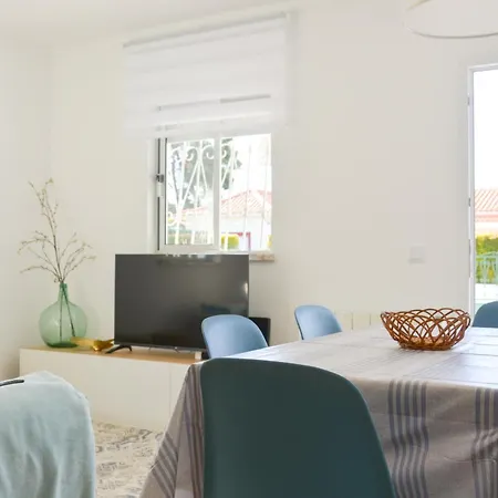 Paradise In Lagoa - House Near The With Garden & Bbq *